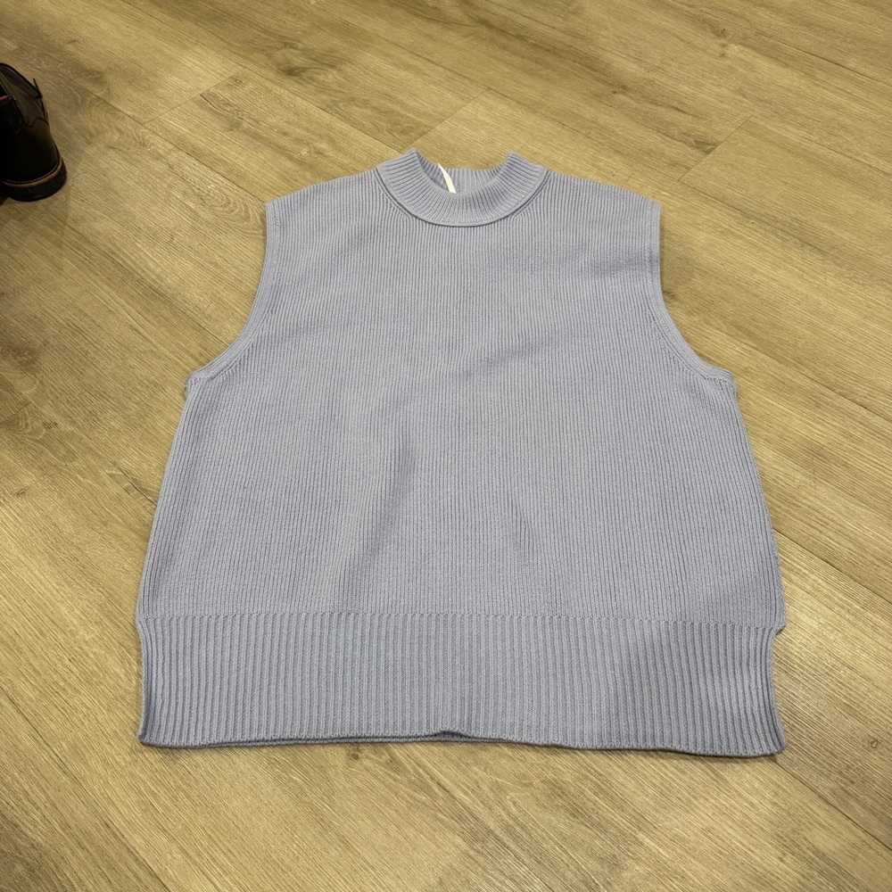 Free People Women's Soft Gray Crewneck Sweater Vest